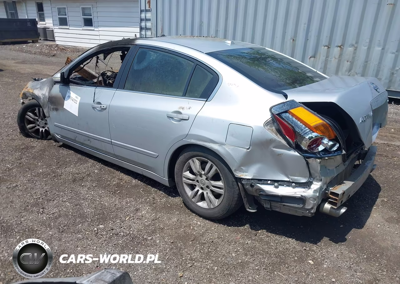 2010 Nissan Altima 2.5 S VIN:1N4AL2AP5AN435125 - 3
