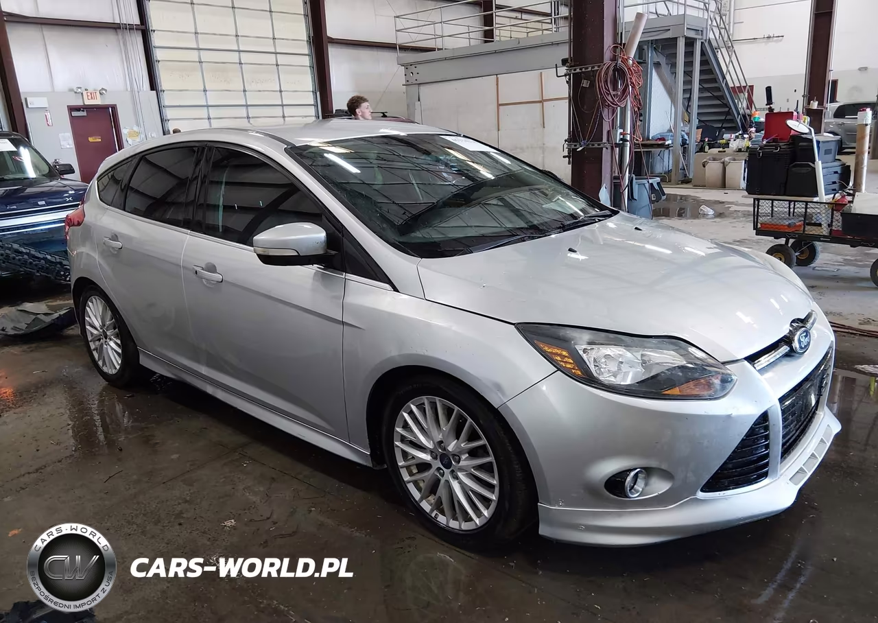 2014 Ford Focus Titanium – zdjęcie 1 z 10