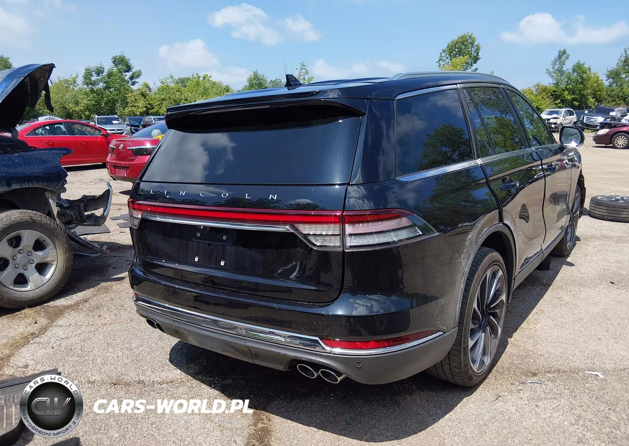 2020 Lincoln Aviator Reserve VIN:5LM5J7XC8LGL15435 - 4