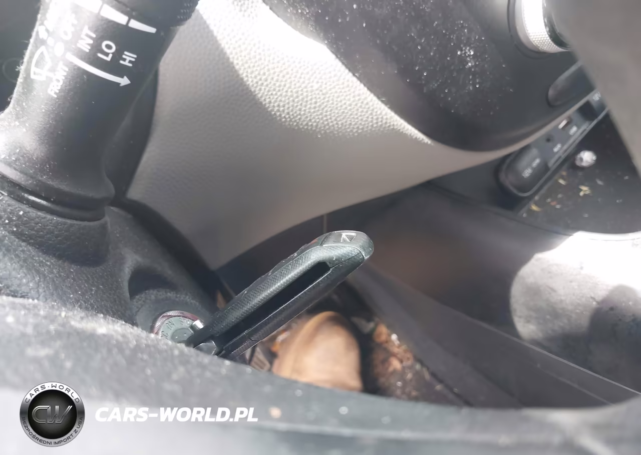 2015 Kia Soul VIN:KNDJN2A29F7784289 - 11