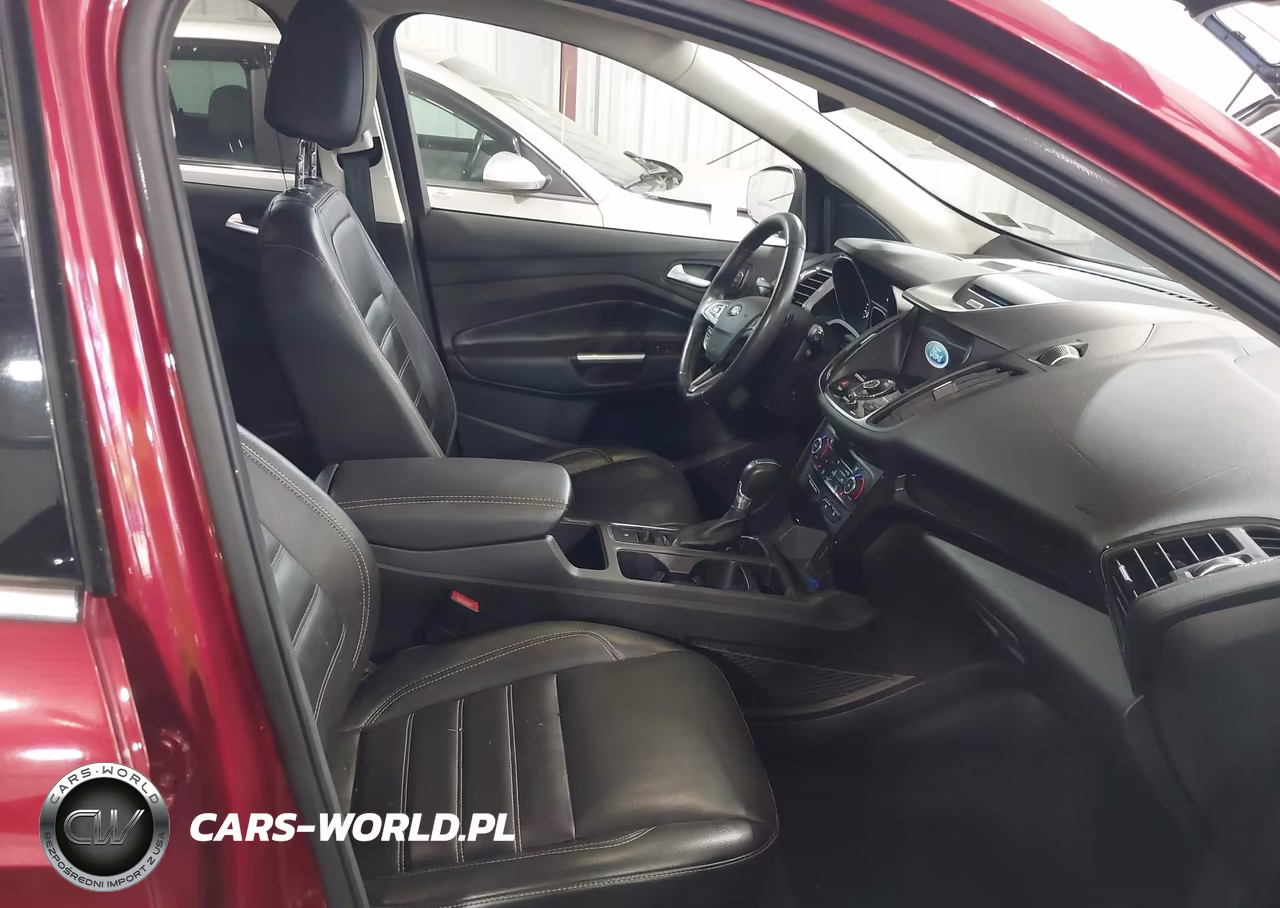 2017 Ford Escape Titanium VIN:1FMCU0JD6HUE51405 - 5