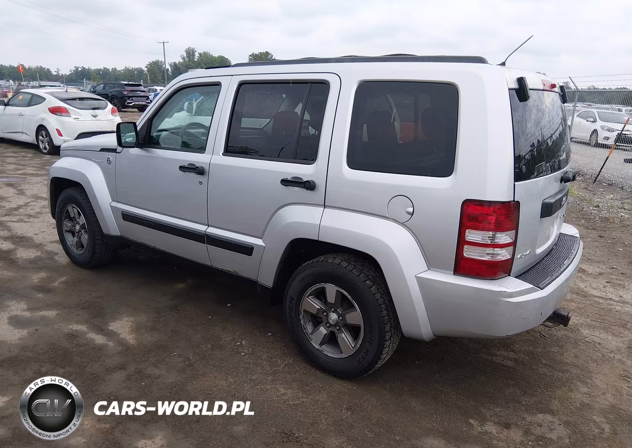 2008 Jeep Liberty Sport VIN:1J8GN28K28W201501 - 3