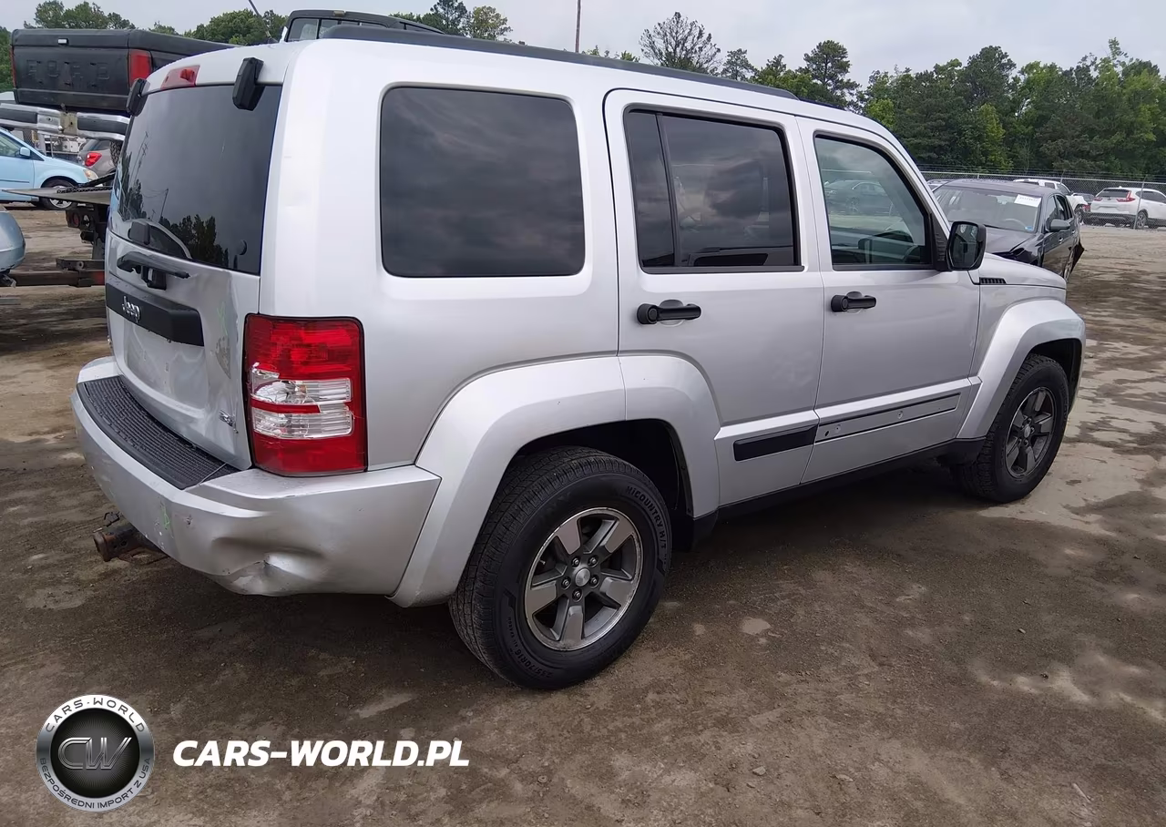 2008 Jeep Liberty Sport VIN:1J8GN28K28W201501 - 4