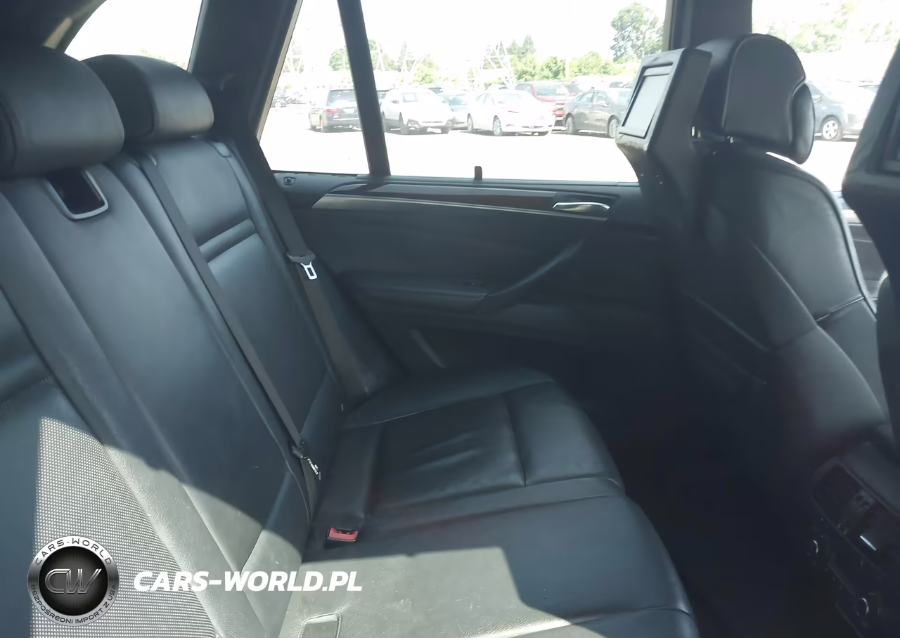 2007 BMW X5 4.8I VIN:5UXFE83597LZ45411 - 8