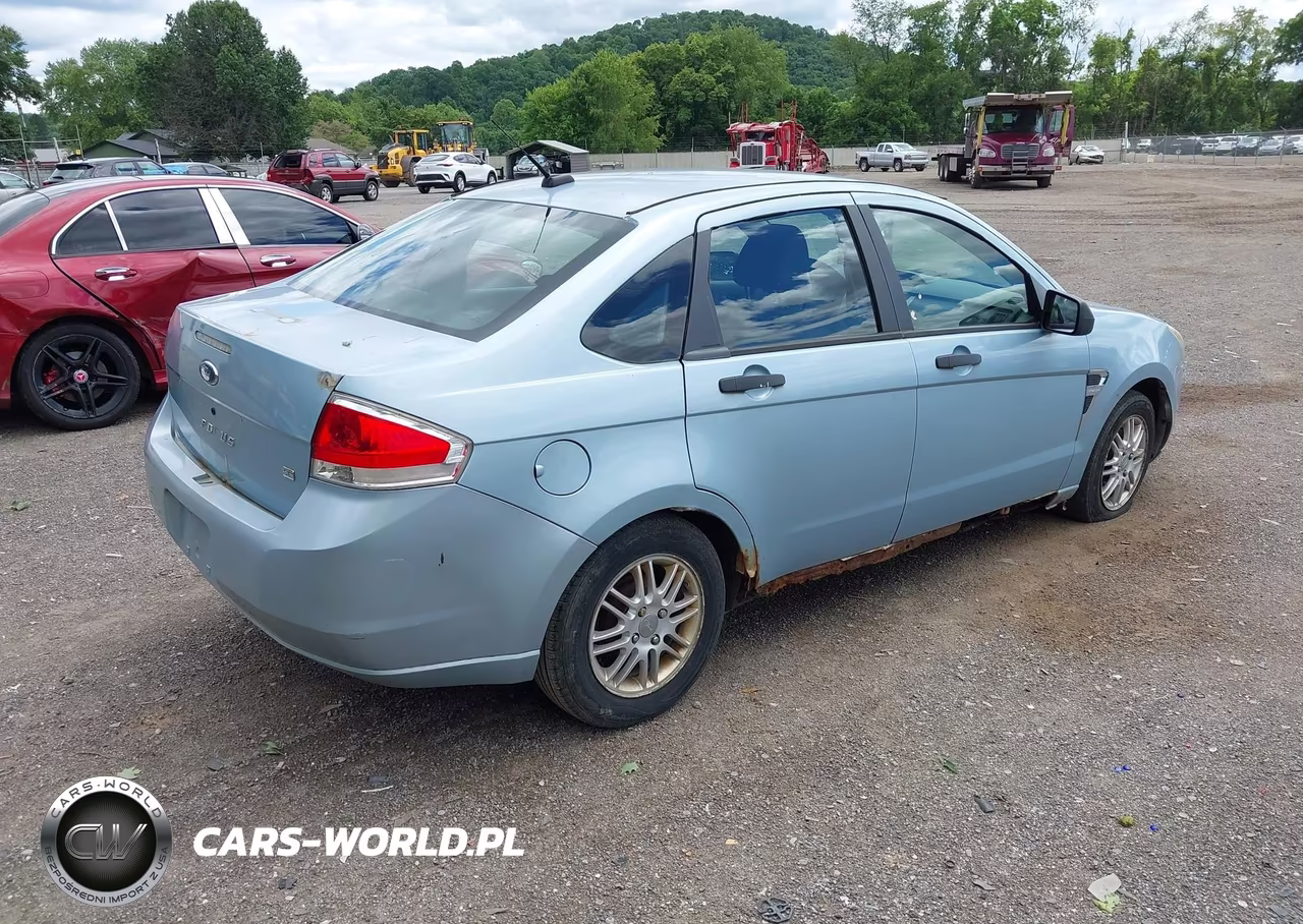 2008 Ford Focus Se-Ses VIN:1FAHP35N08W155747 - 4
