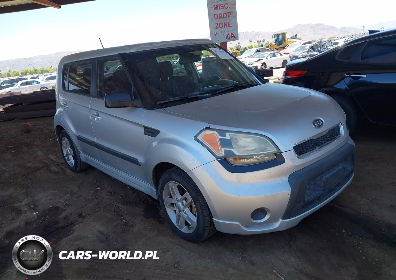 2011 Kia Soul +
