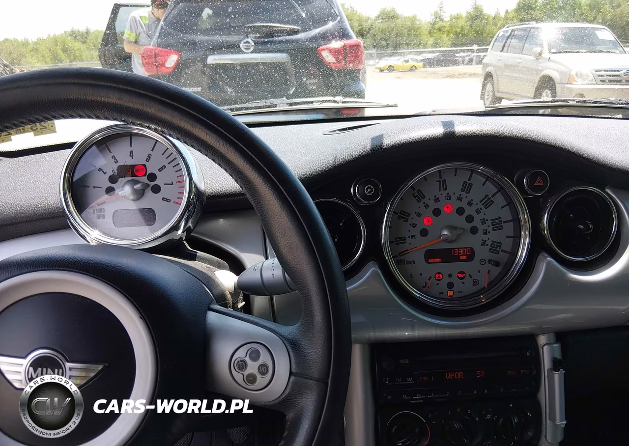 2005 Mini Cooper VIN:WMWRF33575TF63633 - 7