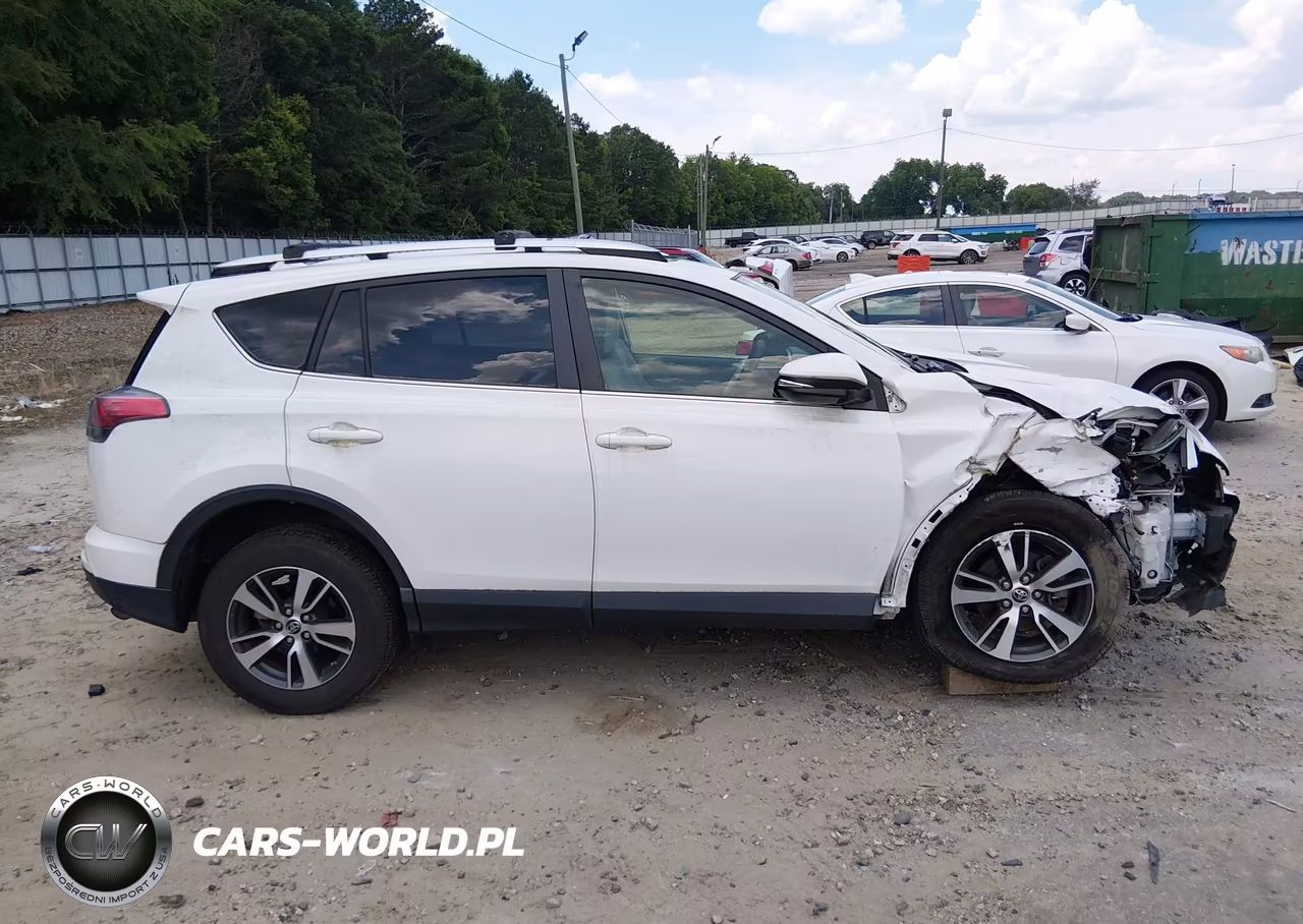 2016 Toyota Rav4 Xle VIN:JTMWFREV7GJ072478 - 14