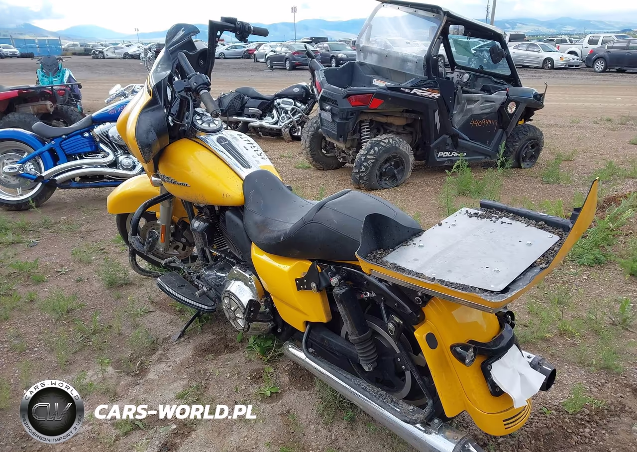 2013 Harley-Davidson Flhx Street Glide VIN:1HD1KBM19DB636325 - 3