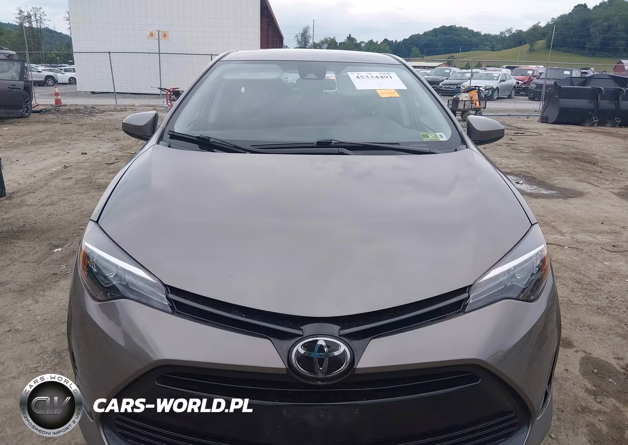 2019 Toyota Corolla Le VIN:2T1BURHE7KC234985 - 13