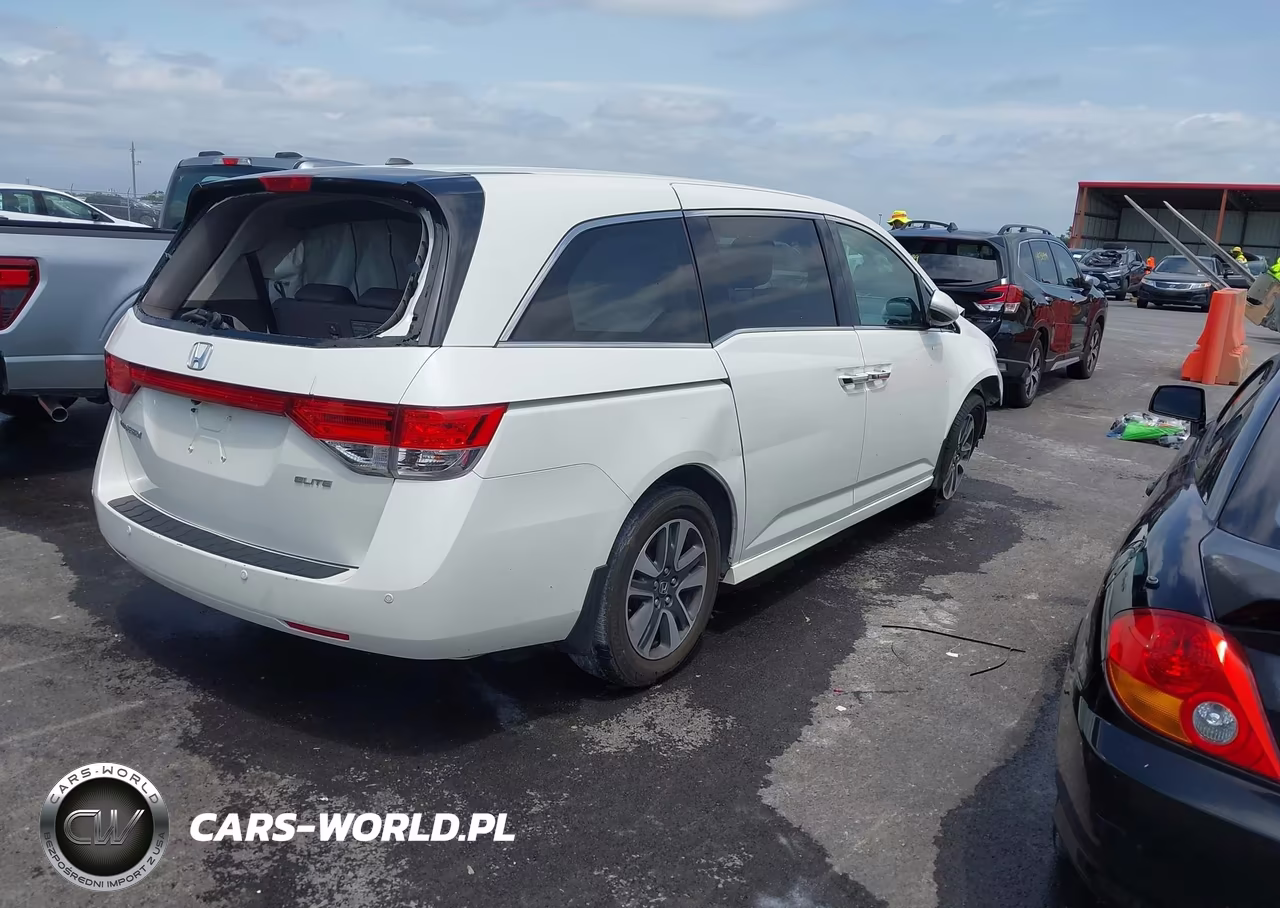 2016 Honda Odyssey Touring-Touring Elite VIN:5FNRL5H93GB057240 - 4