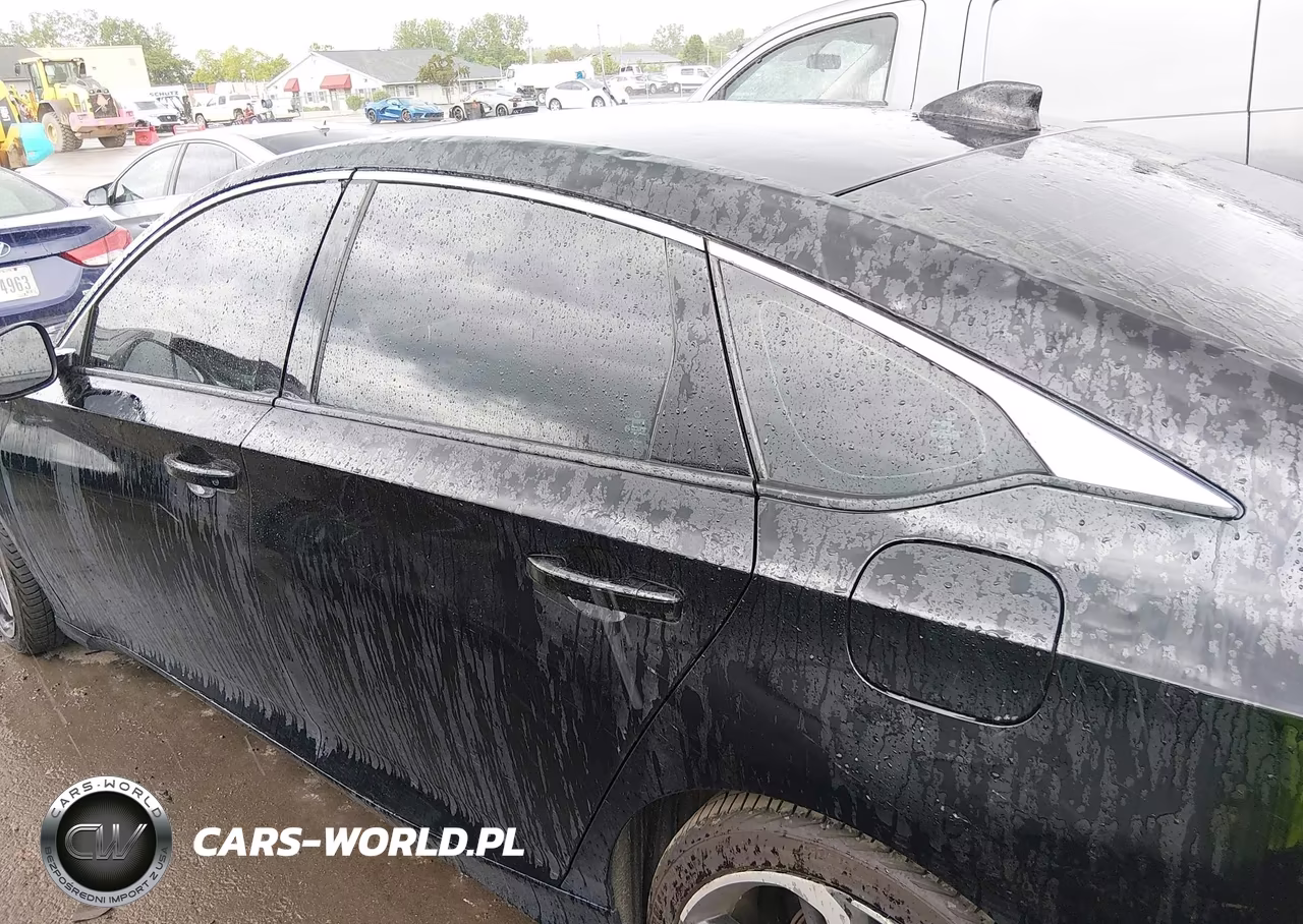 2018 Honda Accord Sport VIN:1HGCV1F33JA068845 - 14