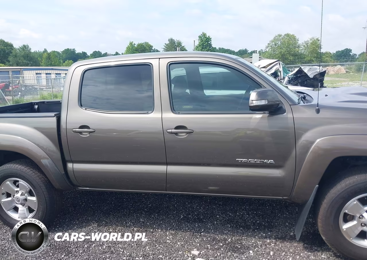 2012 Toyota Tacoma Prerunner V6 VIN:5TFJU4GN6CX025482 - 13