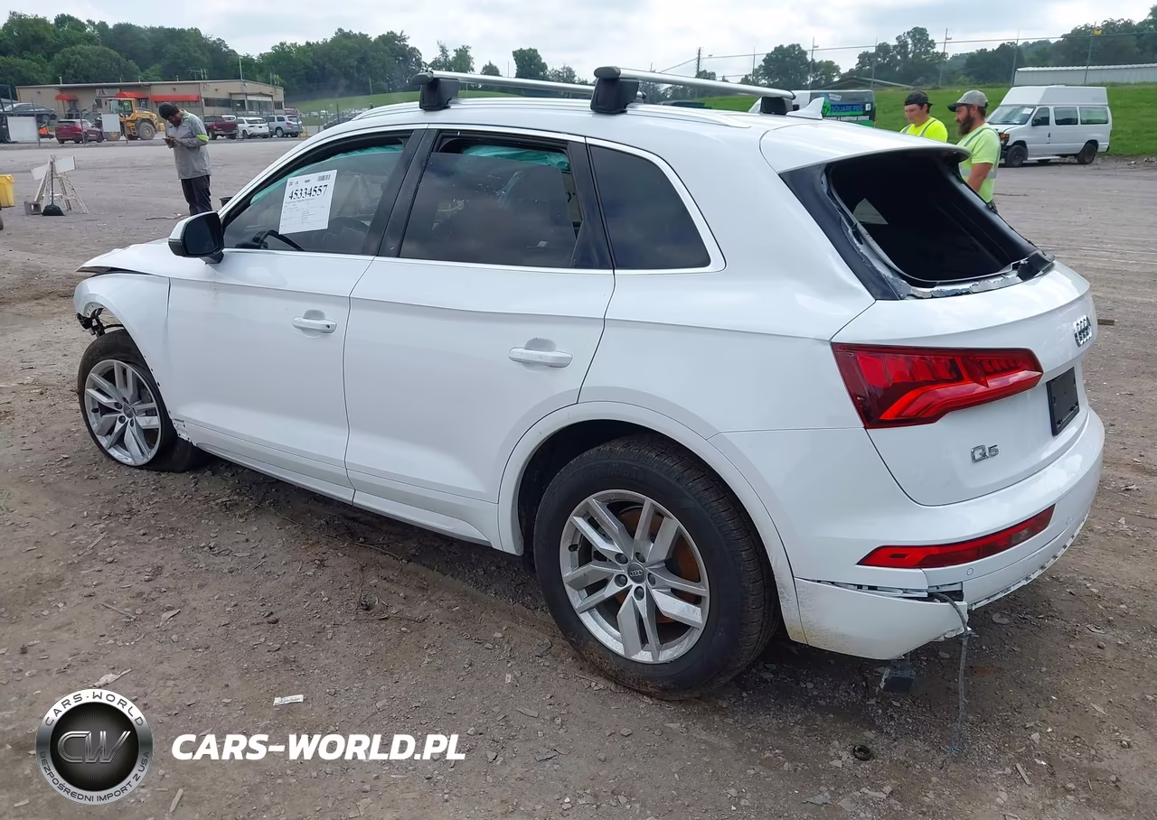 2020 Audi Q5 Premium 45 Tfsi Quattro S Tronic-Titanium Premium 45 Tfsi Quattro S Tronic VIN:WA1ANAFY6L2024430 - 3