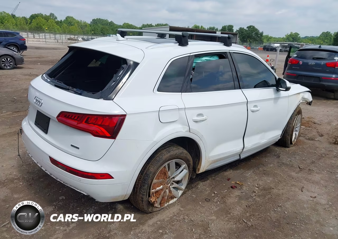 2020 Audi Q5 Premium 45 Tfsi Quattro S Tronic-Titanium Premium 45 Tfsi Quattro S Tronic VIN:WA1ANAFY6L2024430 - 4
