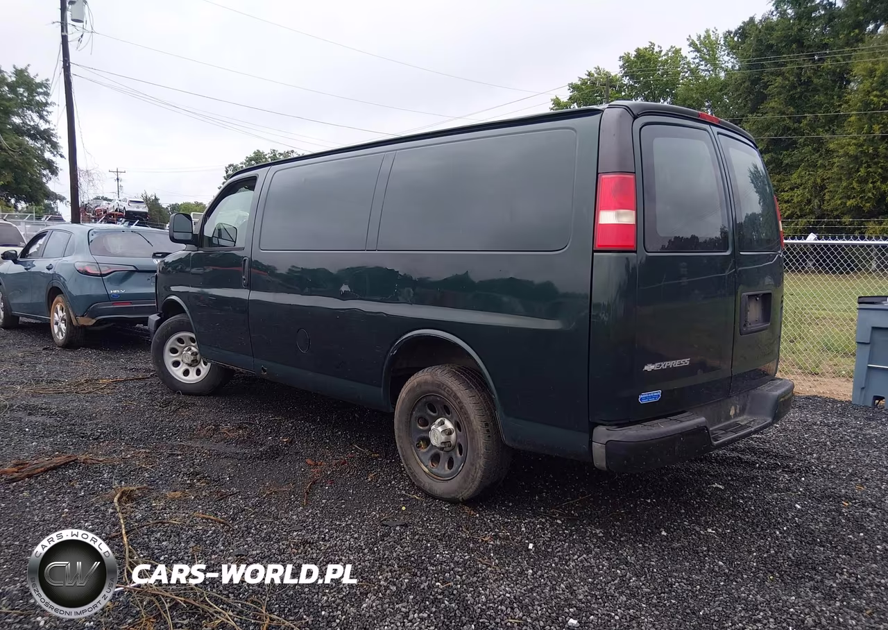 2009 Chevrolet Express 1500 Work Van VIN:1GCFG15X991153713 - 3