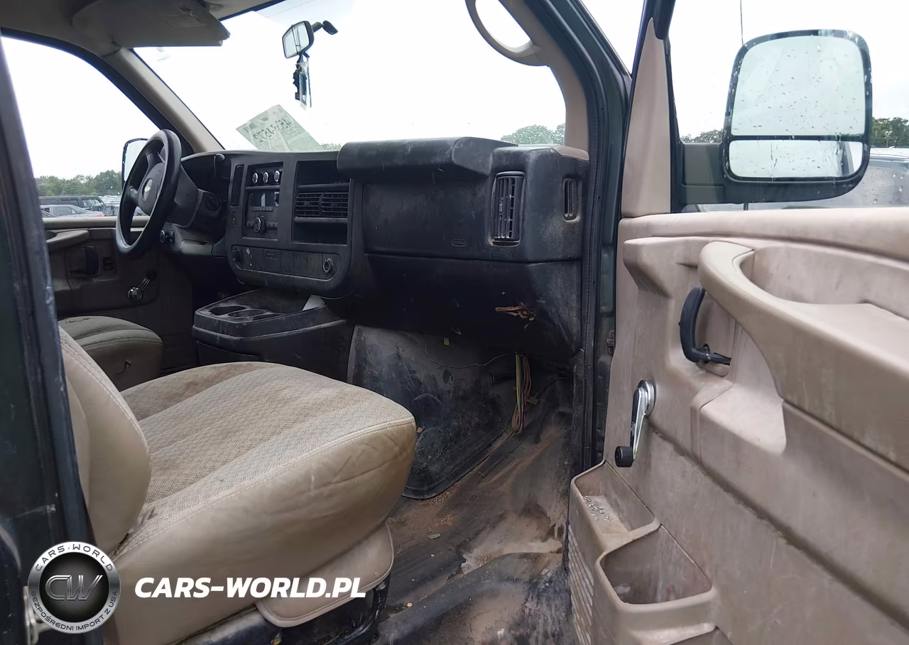 2009 Chevrolet Express 1500 Work Van VIN:1GCFG15X991153713 - 5