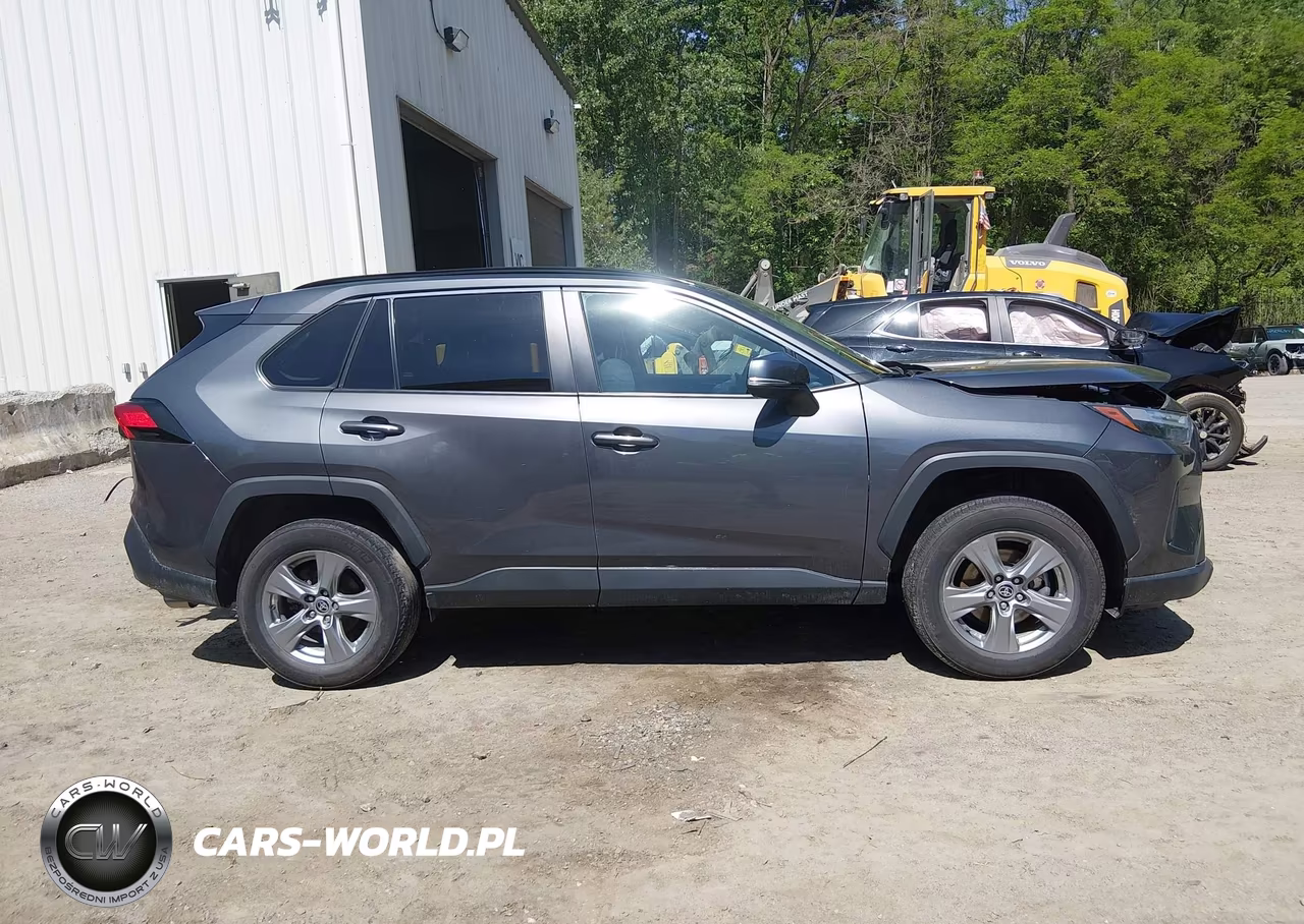 2023 Toyota Rav4 Xle VIN:2T3P1RFV4PW400832 - 13