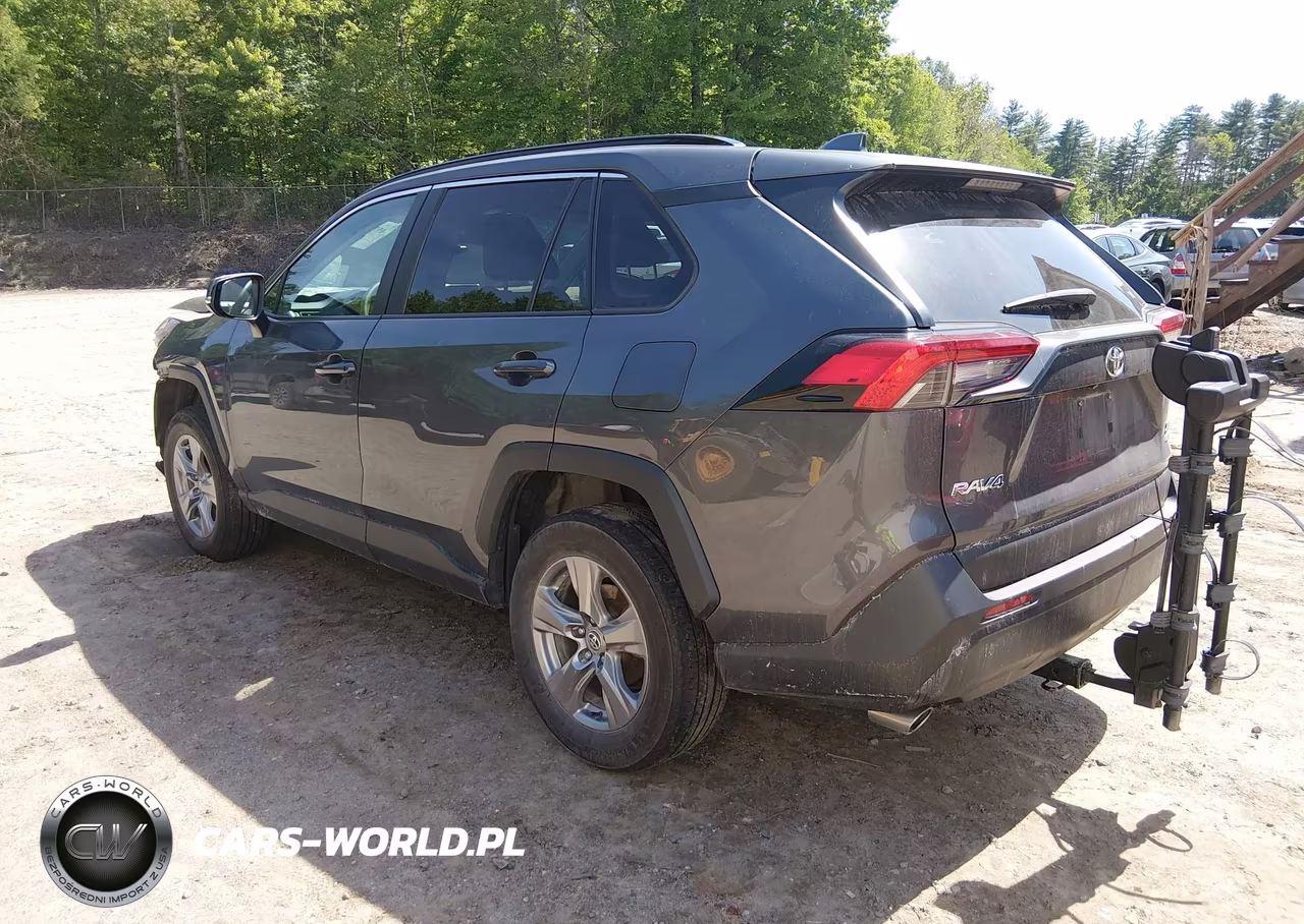 2023 Toyota Rav4 Xle VIN:2T3P1RFV4PW400832 - 3