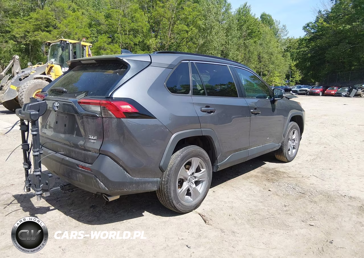 2023 Toyota Rav4 Xle VIN:2T3P1RFV4PW400832 - 4