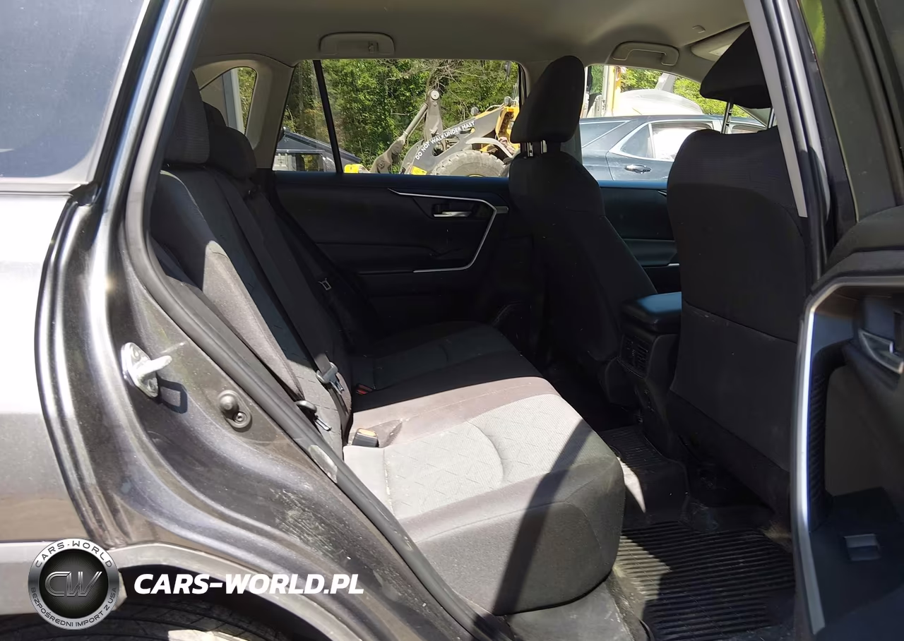 2023 Toyota Rav4 Xle VIN:2T3P1RFV4PW400832 - 8
