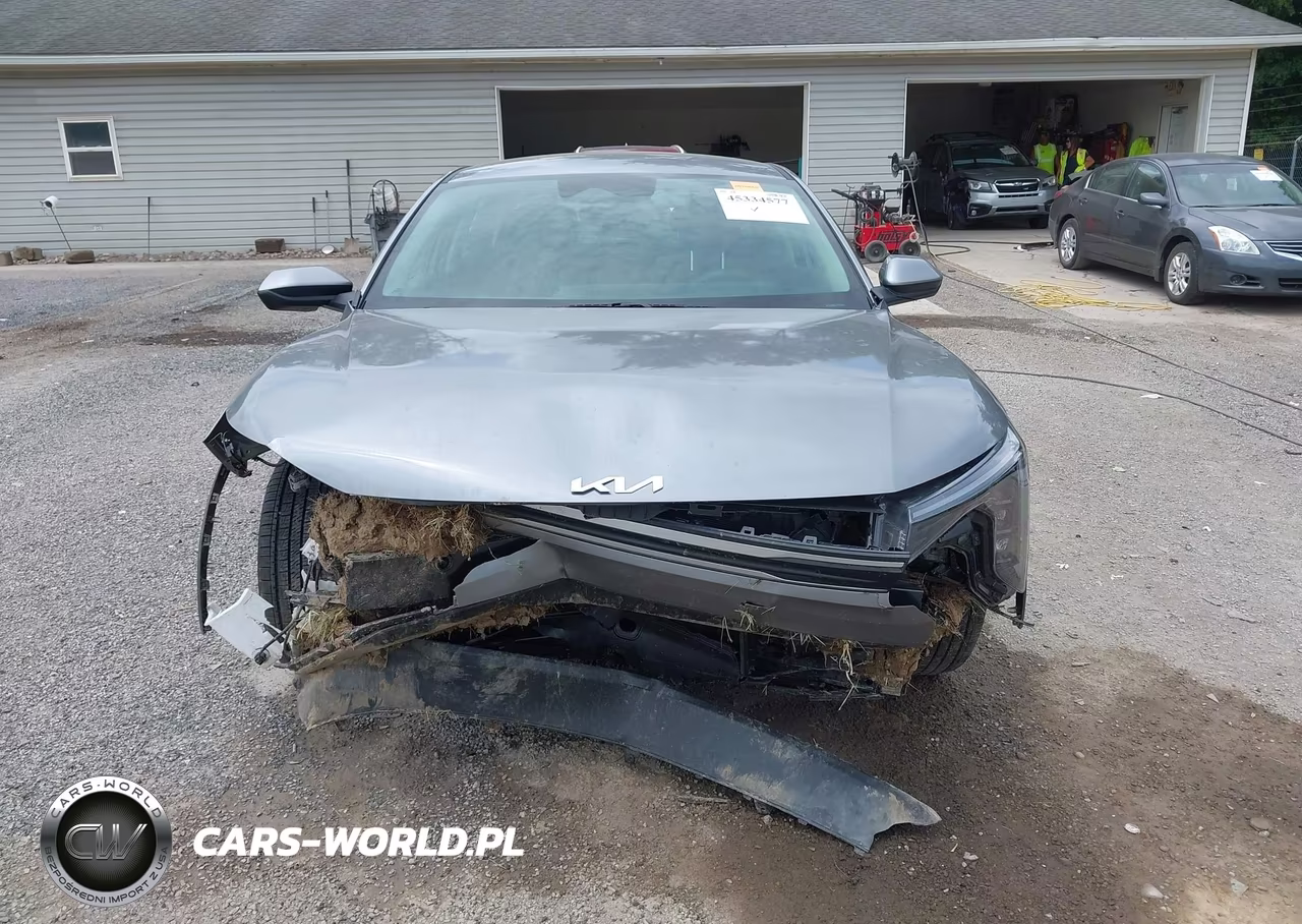 2025 Kia K4 Lxs VIN:3KPFT4DE2SE065926 - 13