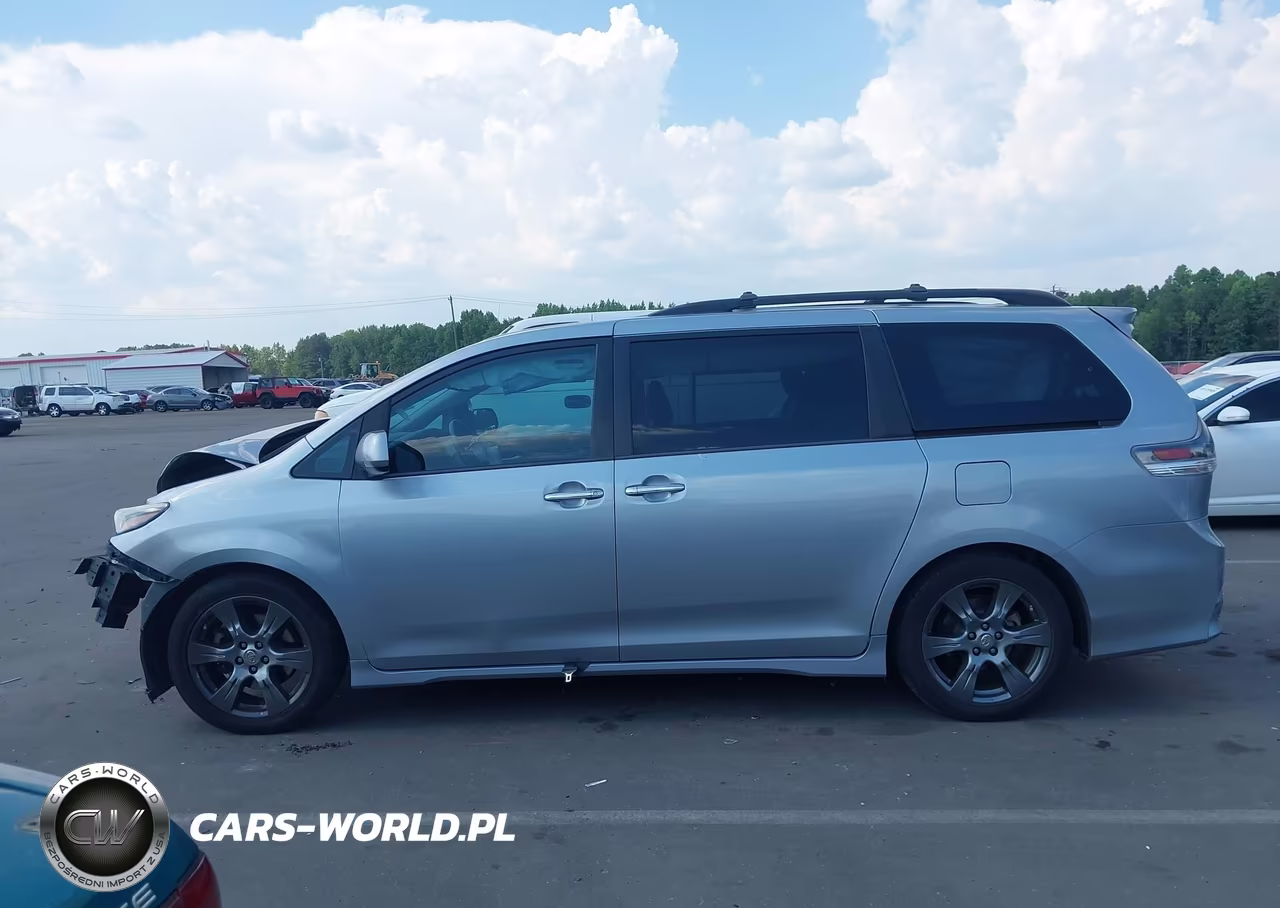 2017 Toyota Sienna Se 8 Passenger VIN:5TDXZ3DC4HS768227 - 14