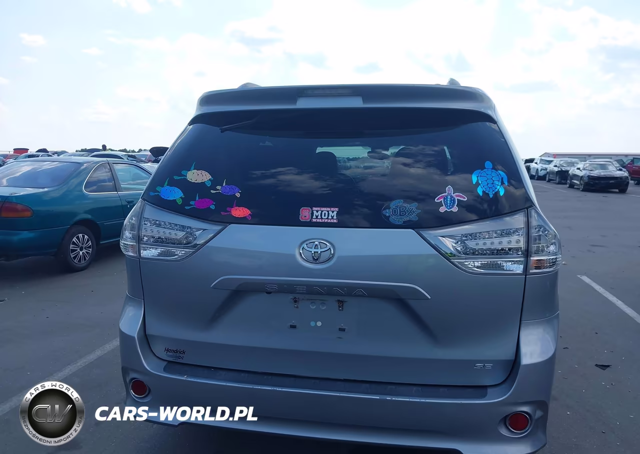2017 Toyota Sienna Se 8 Passenger VIN:5TDXZ3DC4HS768227 - 16