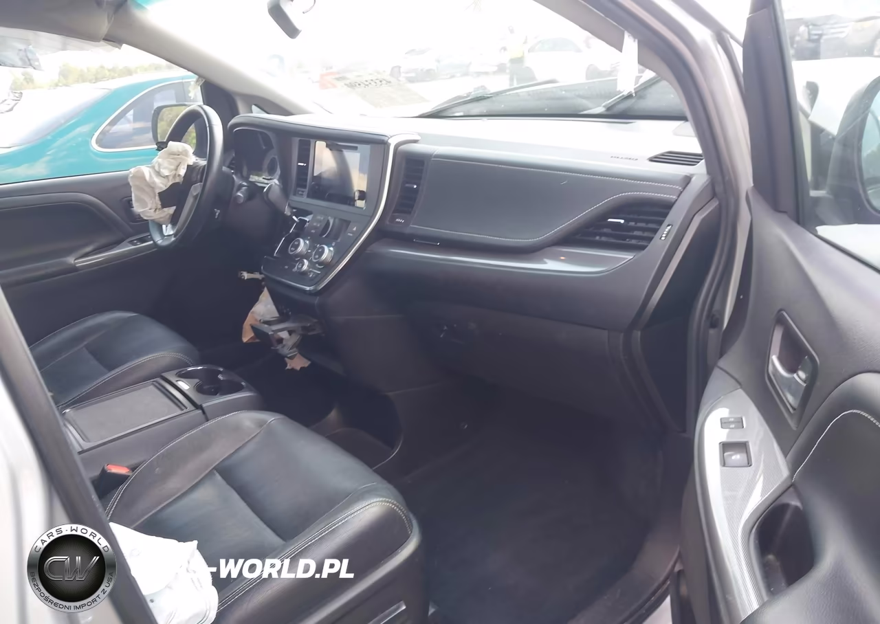 2017 Toyota Sienna Se 8 Passenger VIN:5TDXZ3DC4HS768227 - 5