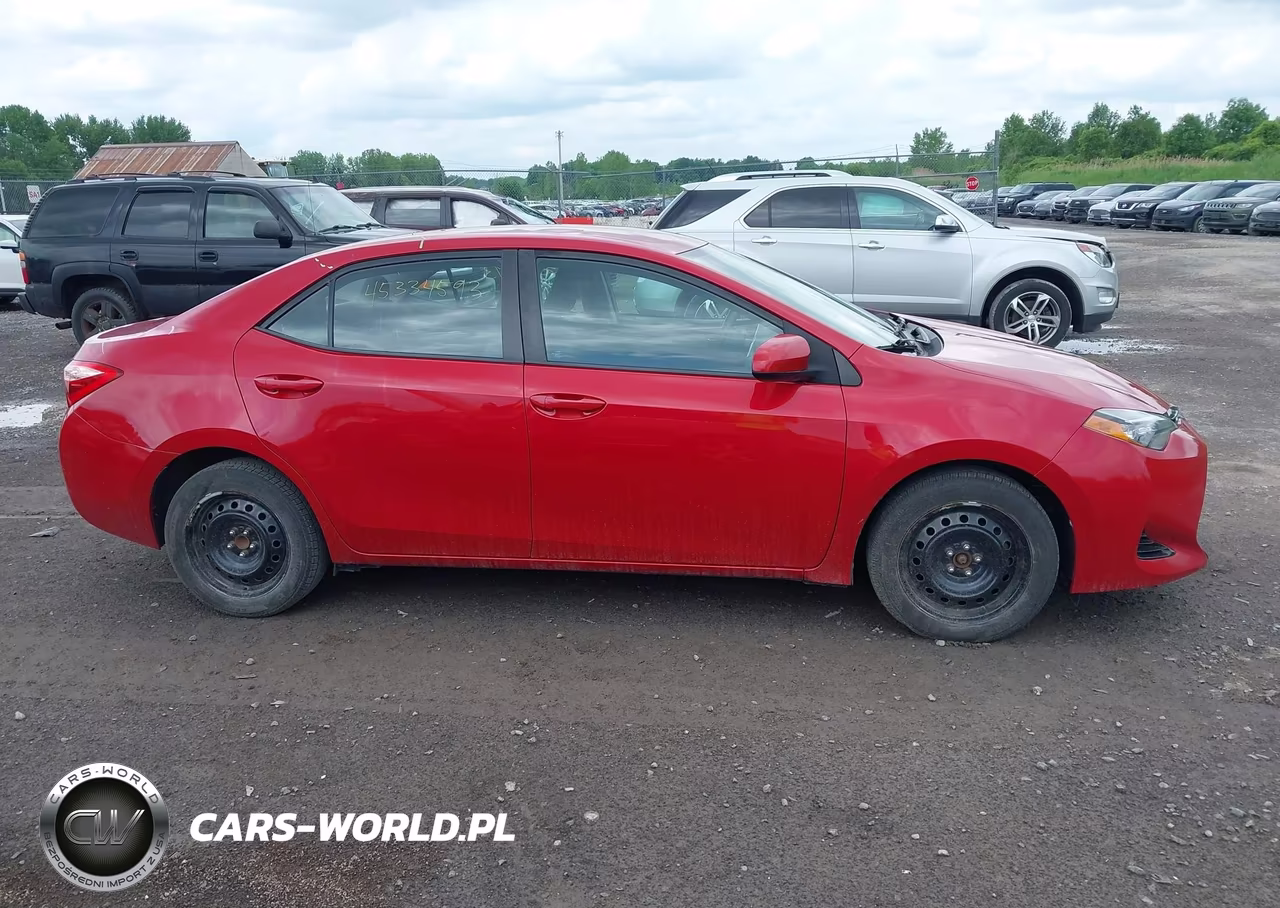 2017 Toyota Corolla Le VIN:2T1BURHE5HC845512 - 13
