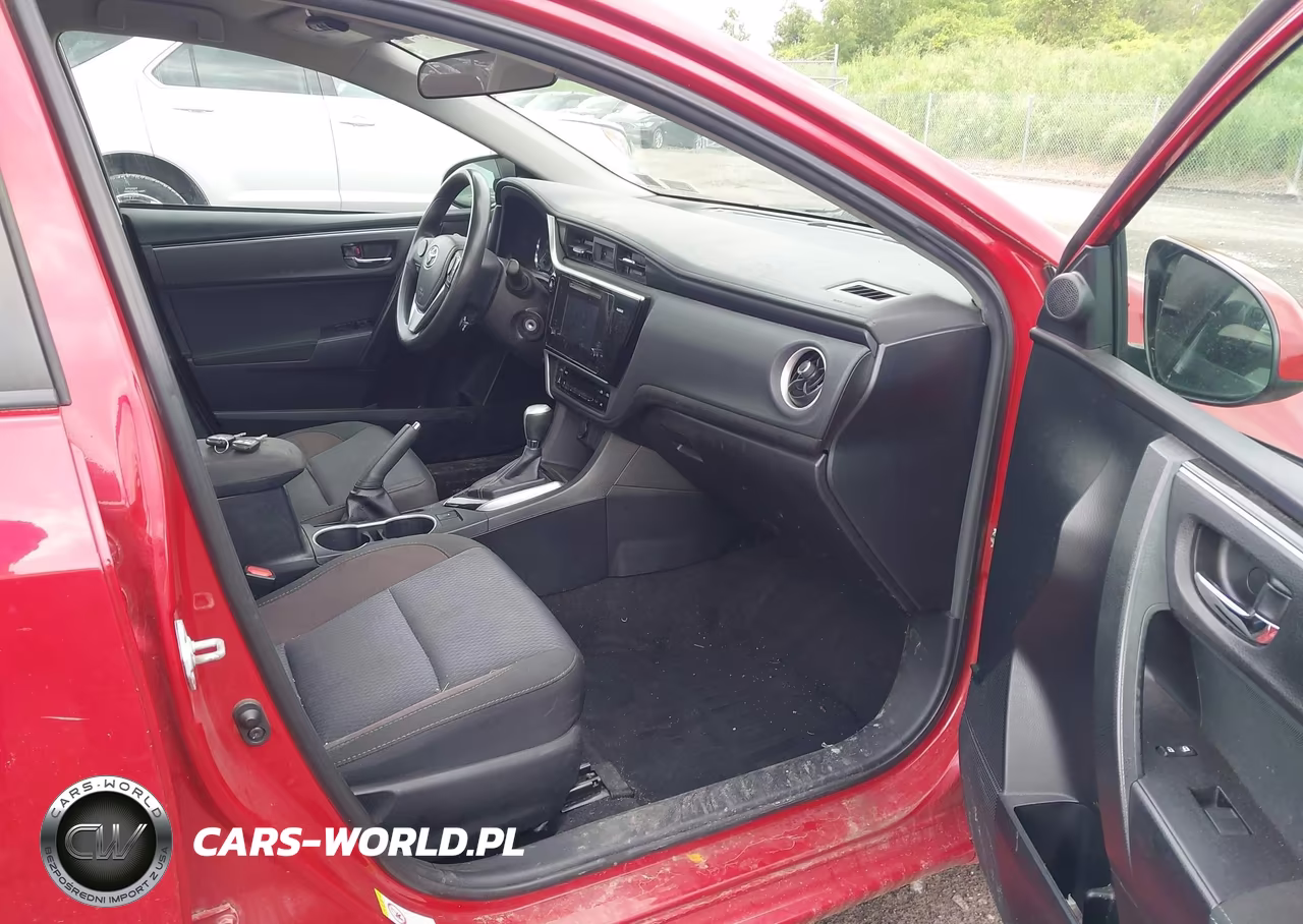 2017 Toyota Corolla Le VIN:2T1BURHE5HC845512 - 5