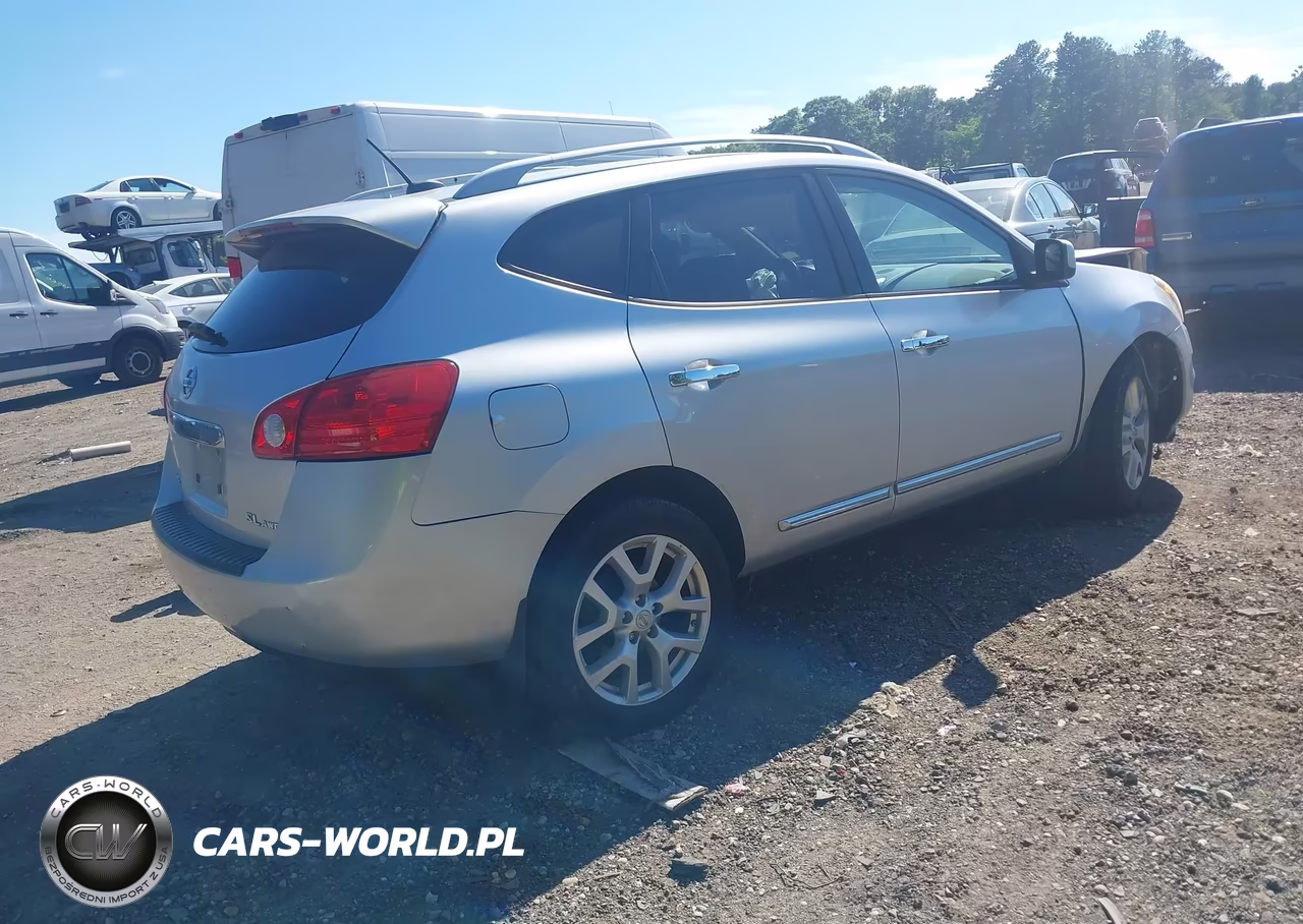 2011 Nissan Rogue Sv VIN:JN8AS5MV2BW689786 - 4