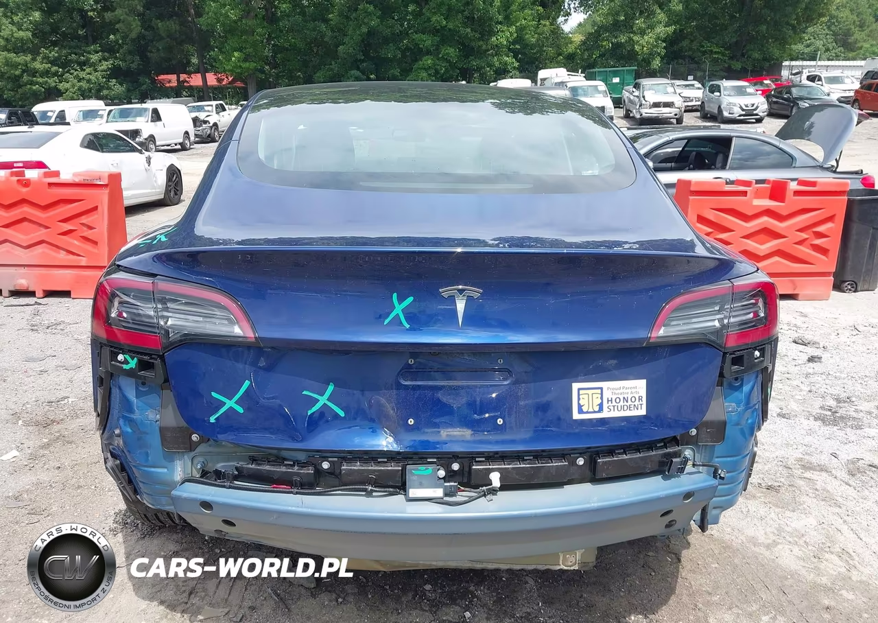 2018 Tesla Model 3 Long Range-Mid Range VIN:5YJ3E1EA5JF124810 - 17