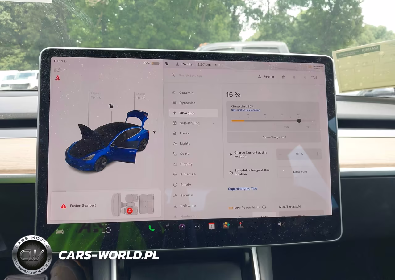 2018 Tesla Model 3 Long Range-Mid Range VIN:5YJ3E1EA5JF124810 - 18