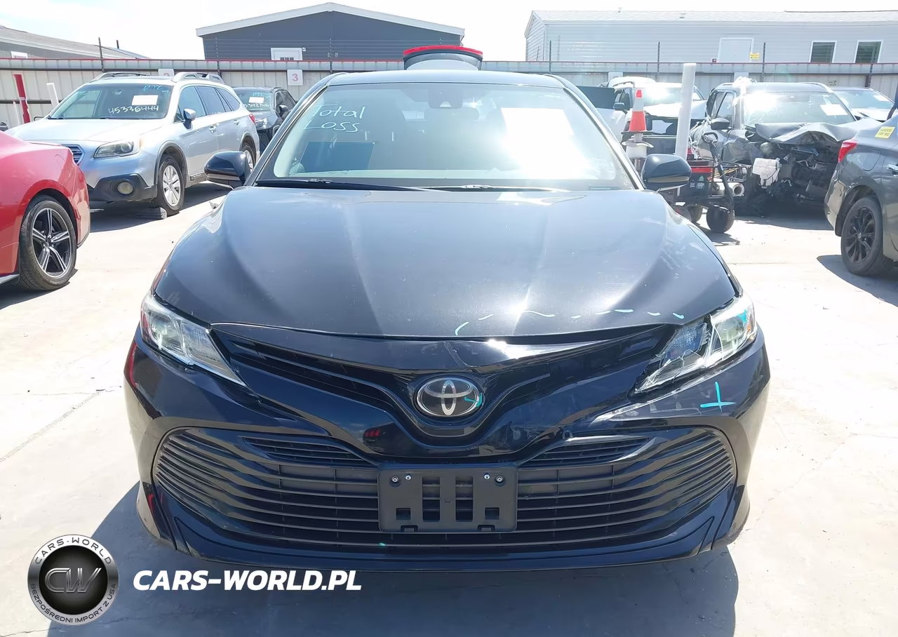 2020 Toyota Camry Le VIN:4T1C11AK7LU894992 - 12