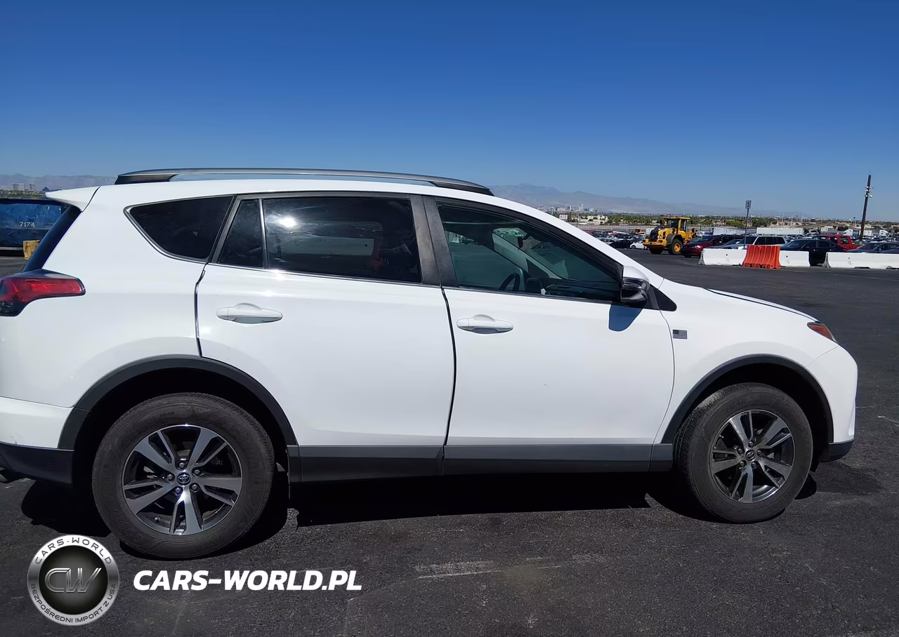 2018 Toyota Rav4 Xle VIN:2T3WFREV9JW458473 - 13