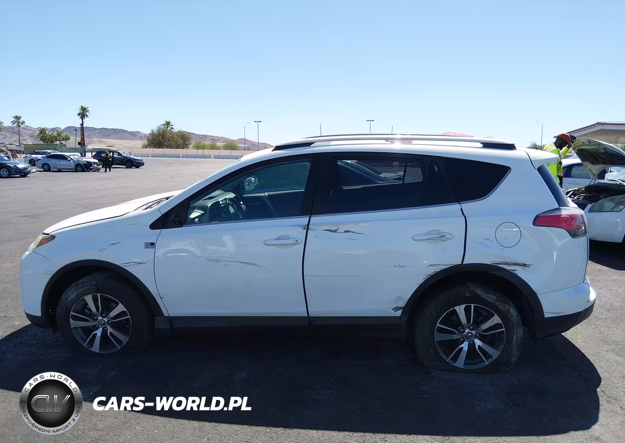 2018 Toyota Rav4 Xle VIN:2T3WFREV9JW458473 - 14