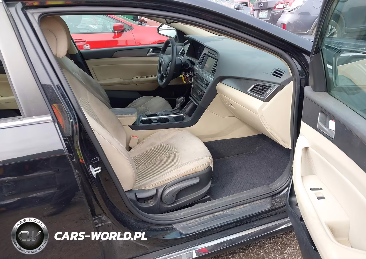 2016 Hyundai Sonata Sport VIN:5NPE34AF8GH423591 - 5