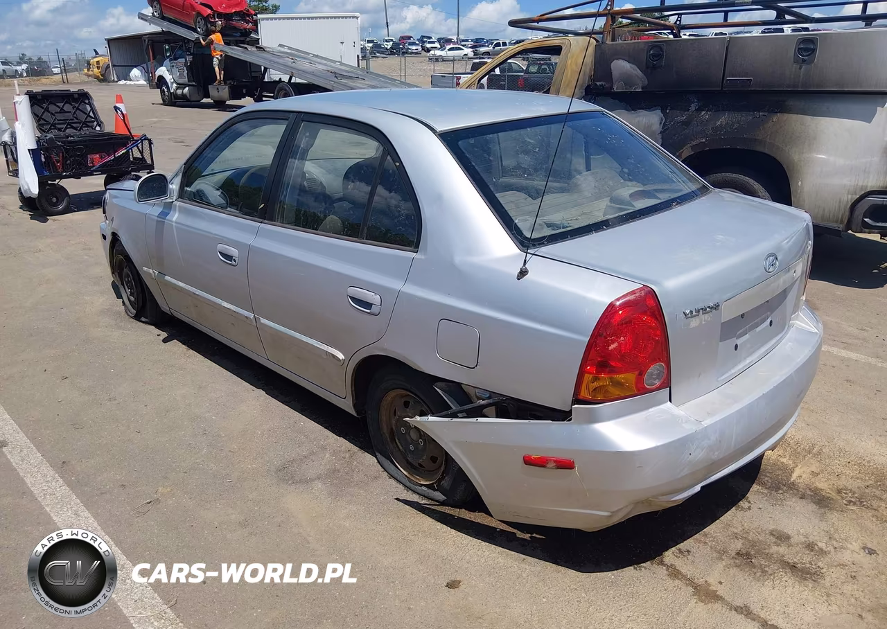 2003 Hyundai Accent Gl VIN:KMHCG45C73U459537 - 3