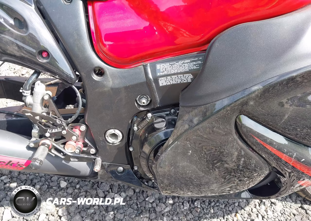 2013 Suzuki Gsx1300 Ra VIN:JS1GX72B5D2102030 - 8