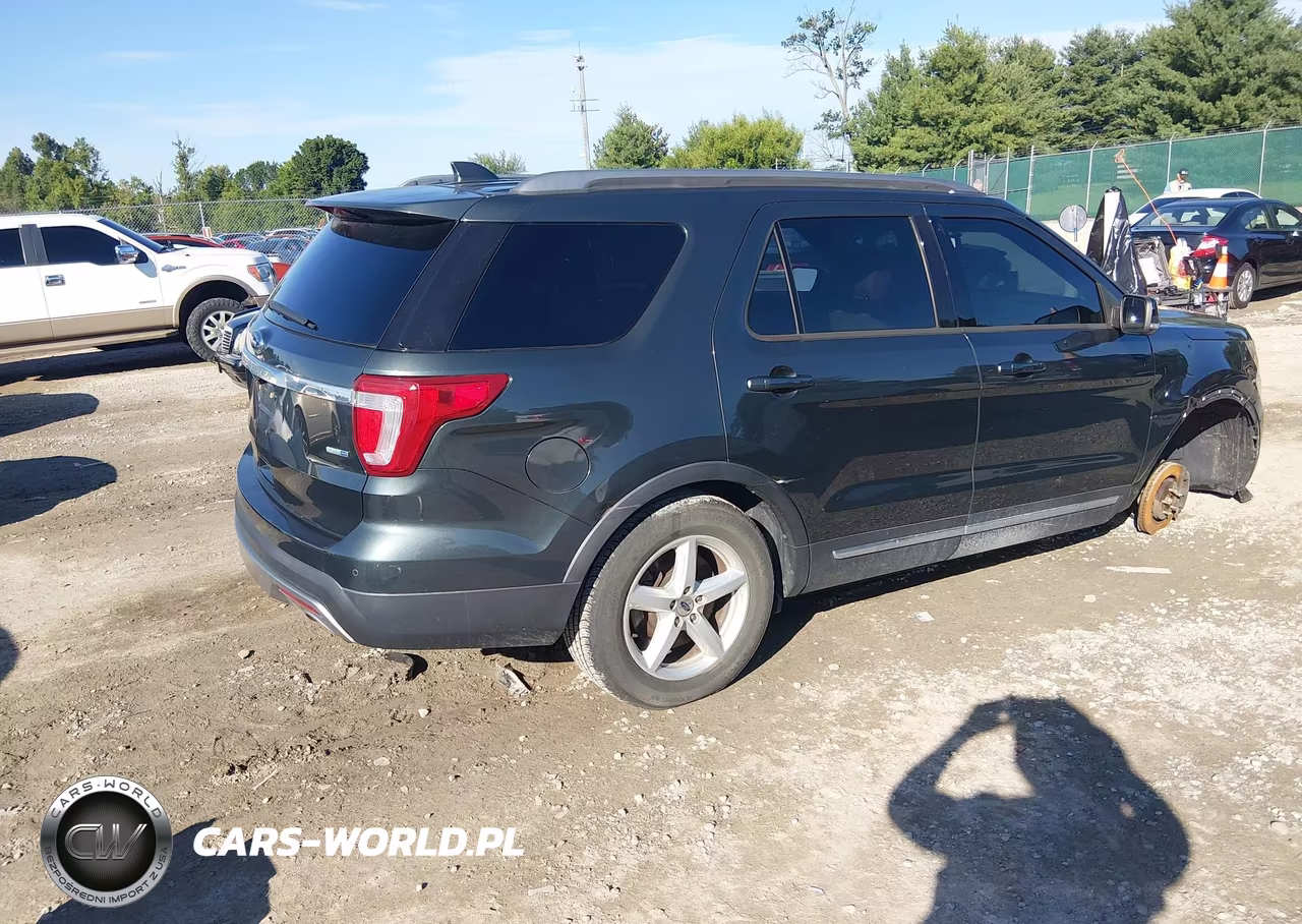 2016 Ford Explorer Xlt VIN:1FM5K8D82GGB37033 - 4