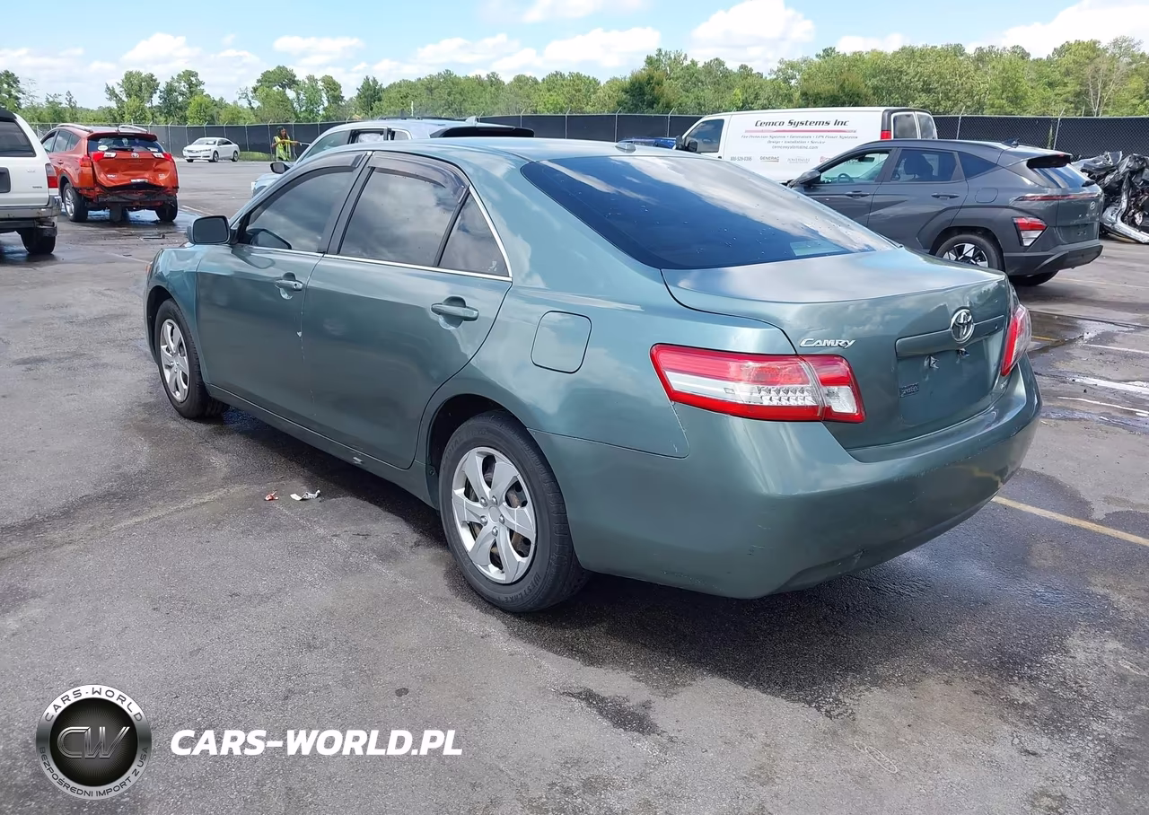 2011 Toyota Camry Le VIN:4T1BF3EK2BU644495 - 3