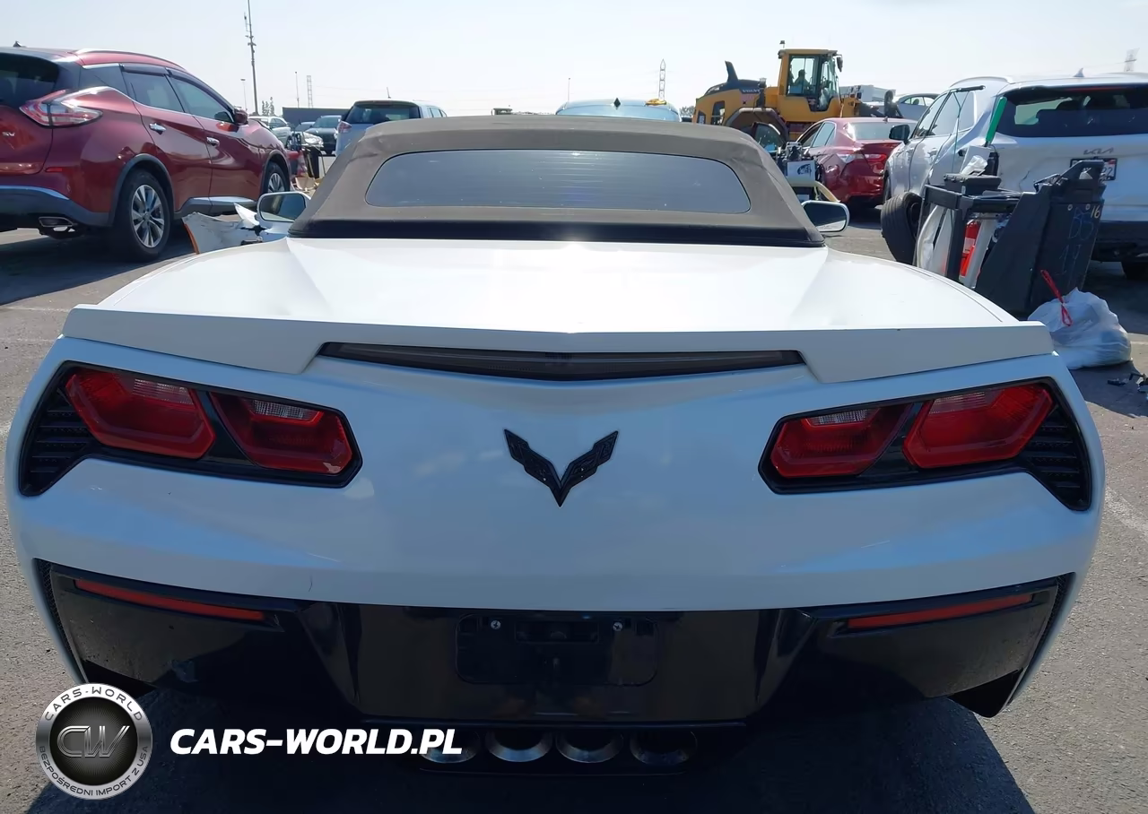 2017 Chevrolet Corvette Stingray Z51 VIN:1G1YK3D76H5116008 - 17