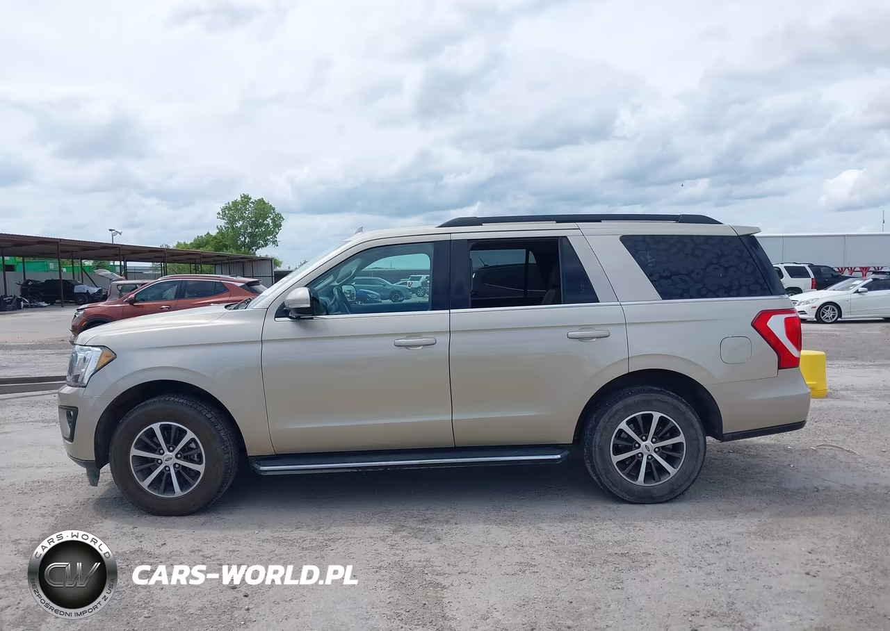 2018 Ford Expedition Xlt VIN:1FMJU1HT1JEA48541 - 14