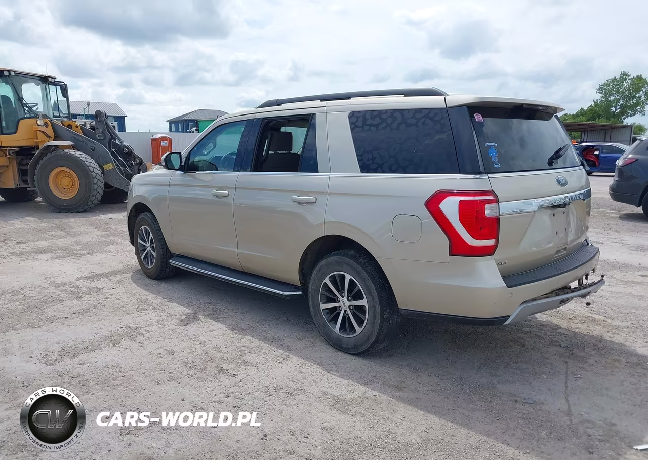 2018 Ford Expedition Xlt VIN:1FMJU1HT1JEA48541 - 3