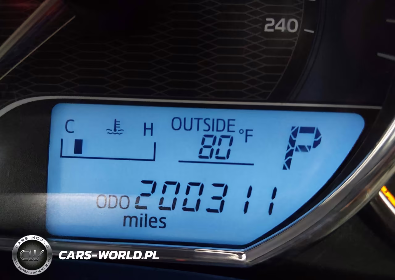 2016 Toyota Corolla Le VIN:2T1BURHE7GC631961 - 16