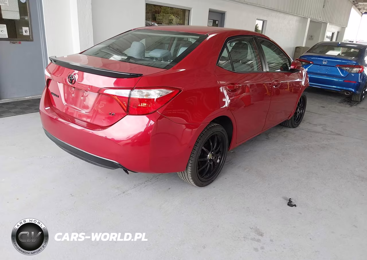2016 Toyota Corolla Le VIN:2T1BURHE7GC631961 - 4