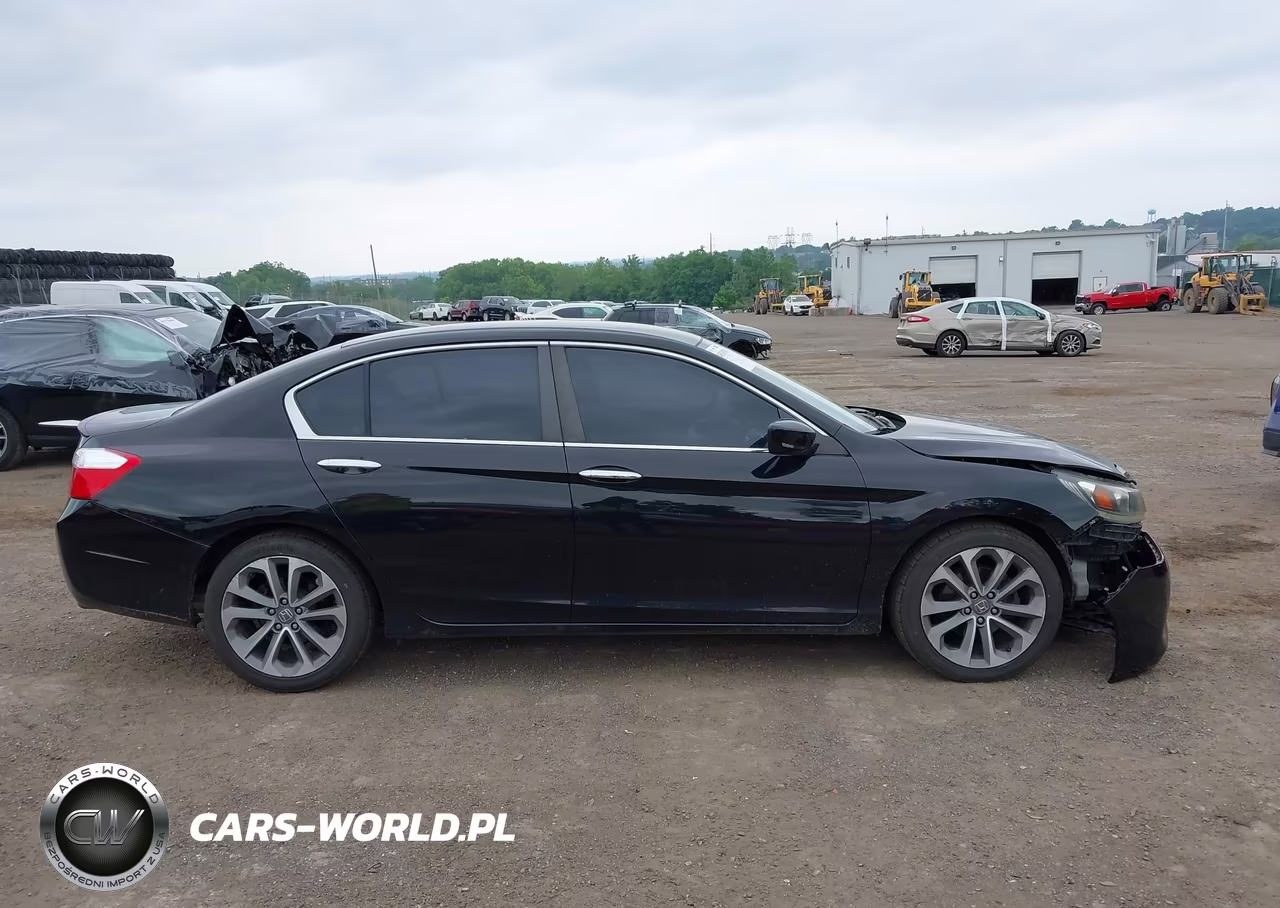 2014 Honda Accord Sport VIN:1HGCR2F57EA072558 - 13