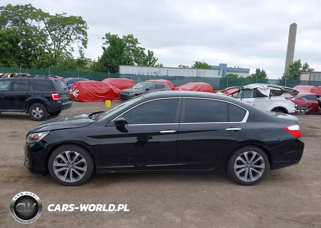2014 Honda Accord Sport VIN:1HGCR2F57EA072558 - 14