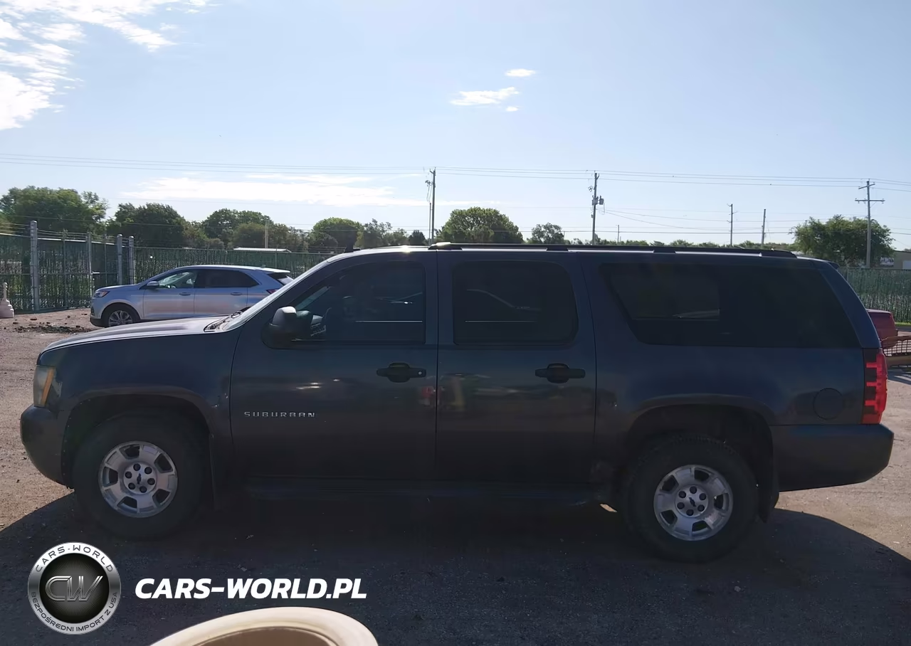 2010 Chevrolet Suburban 1500 Ls VIN:1GNUKHE34AR240377 - 14